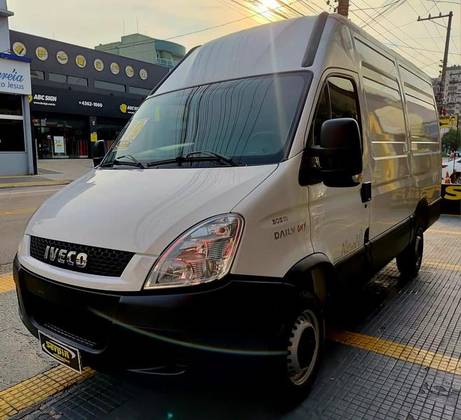 IVECO DAILY 3.0 HPI DIESEL 55C17 CS MANUAL IVECO DAILY 3.0 HPI DIESEL 55C17 CS MANUAL